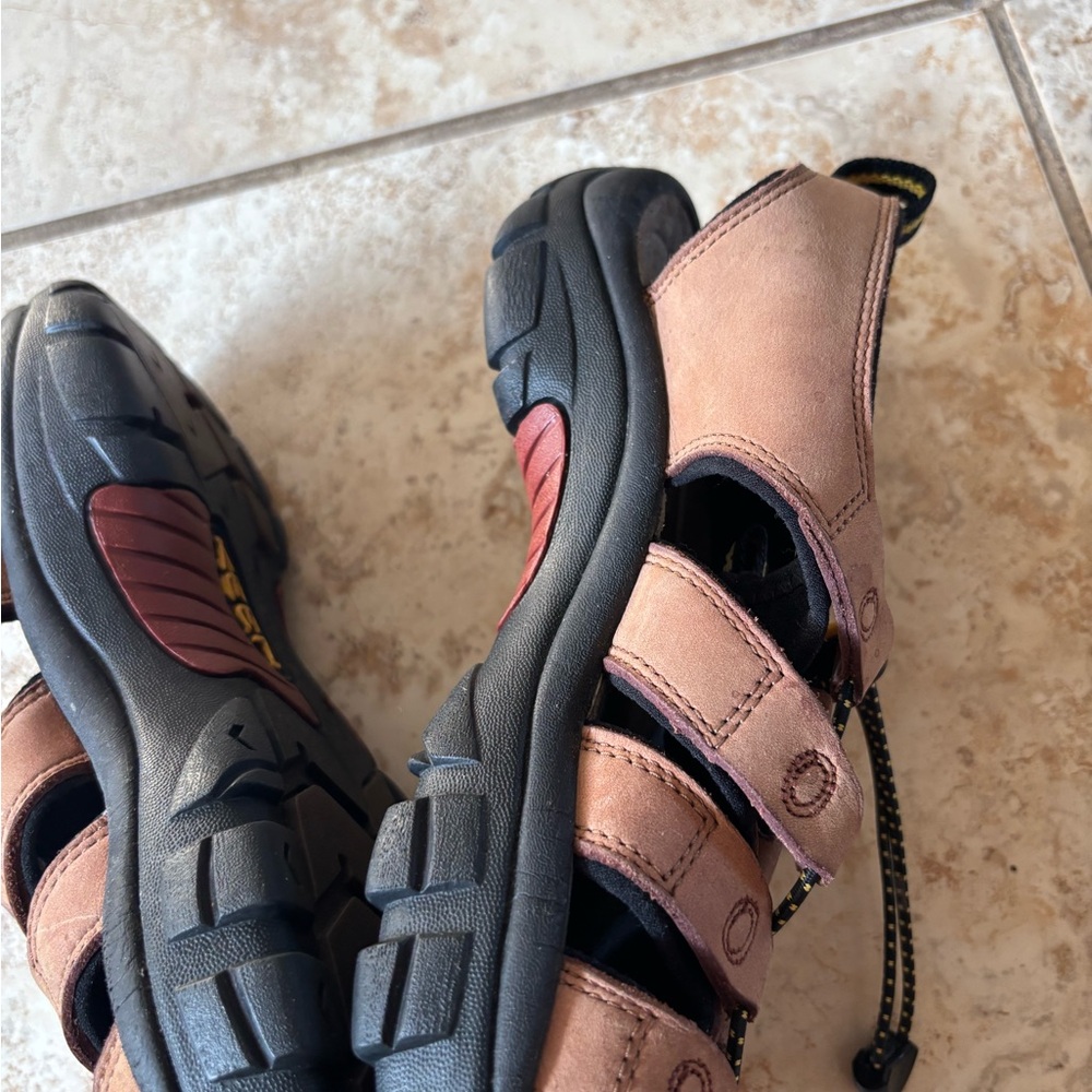 Keen Brown Leather Sandal waterproof hiking sandals - Picture 5 of 8